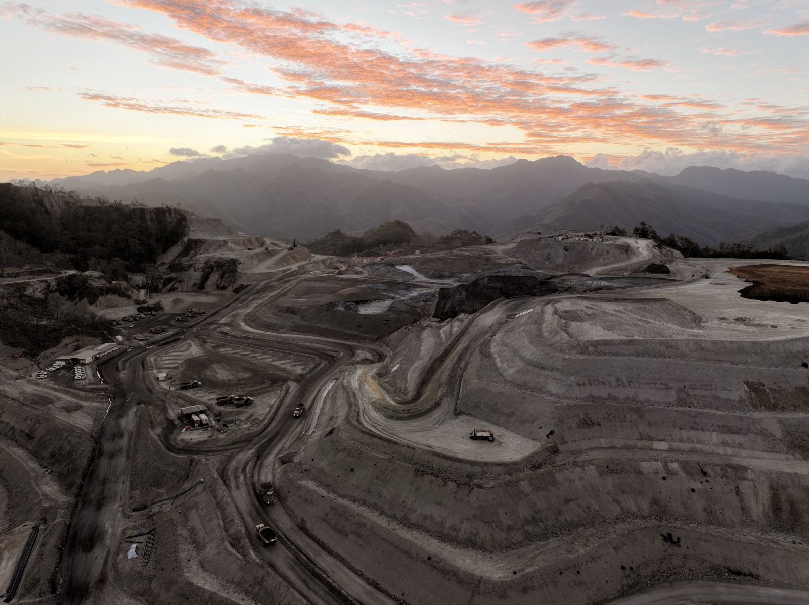 Ini Langkah PT. Merdeka Copper Gold Kurangi Emisi Karbon Lingkungan