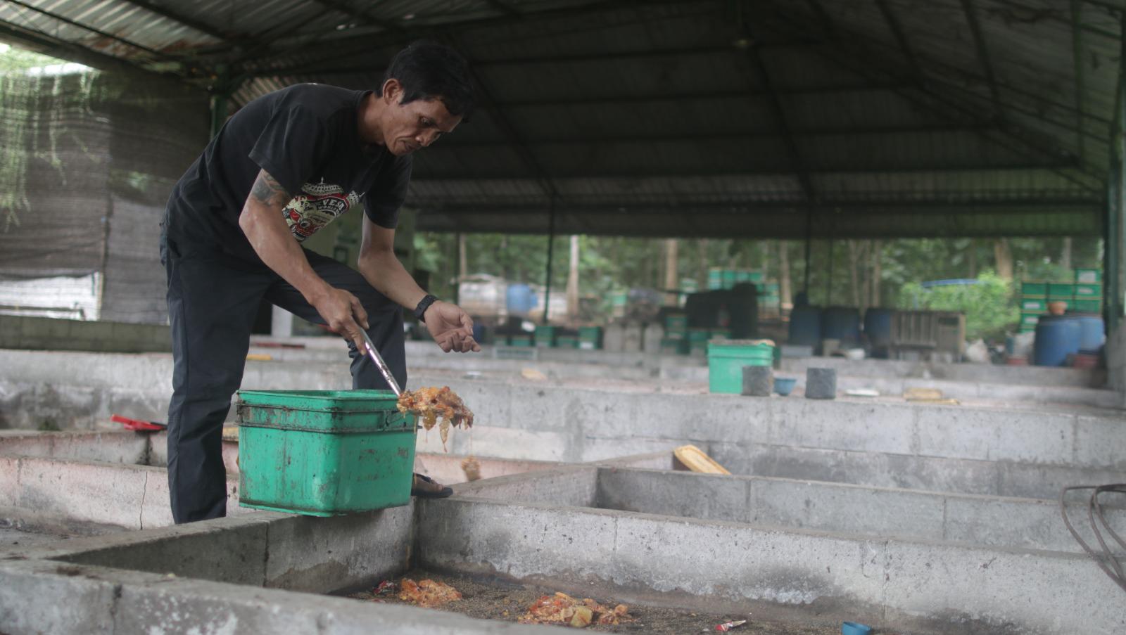 PT BSI Kolaborasi Daur Ulang Limbah dengan Komunitas PEGA