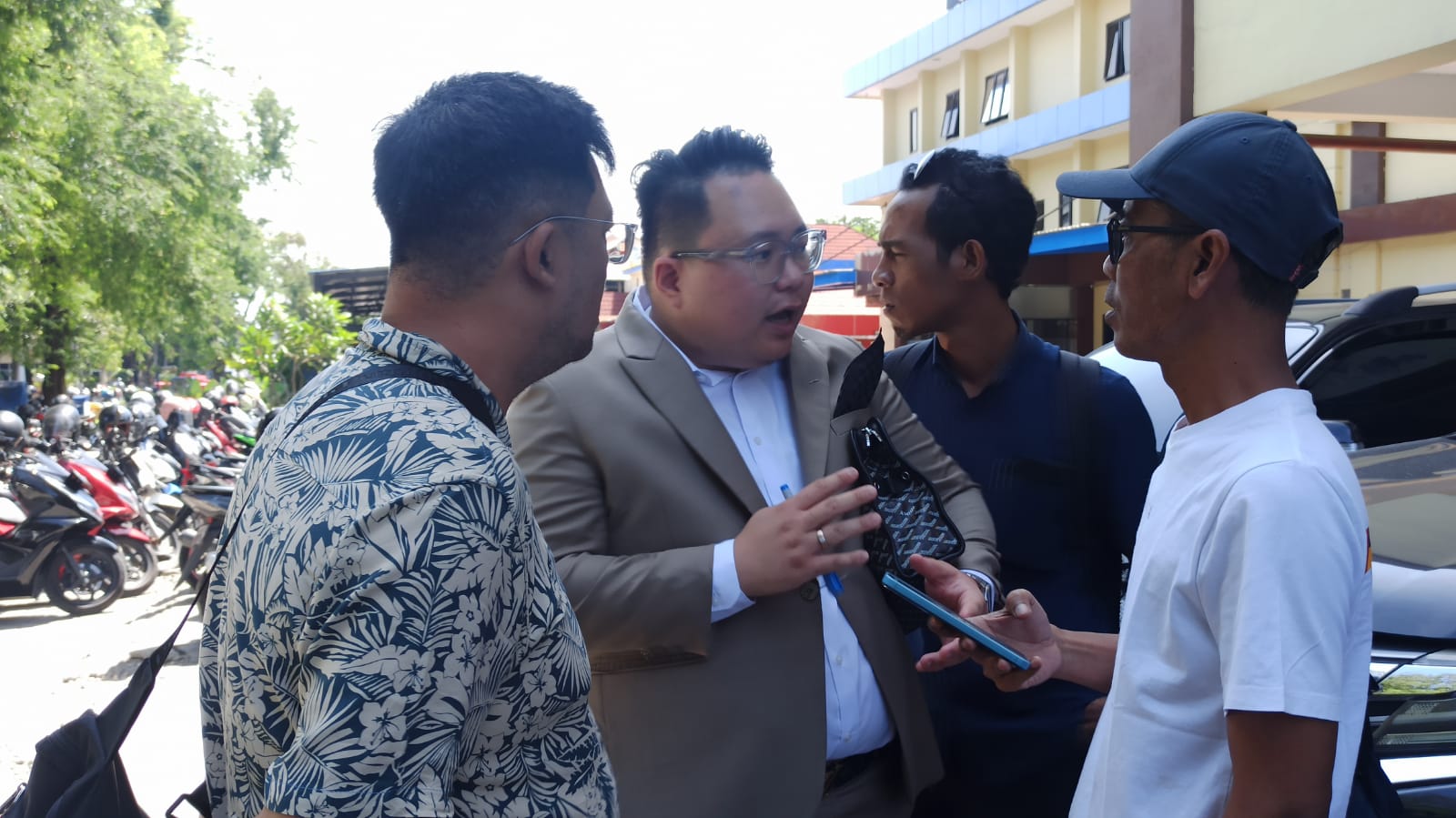 Kasus Dihentikan di Polresta Mojokerto, Pengusaha Ban Cari Keadilan Di Polda Atas Kasus Penggelepan