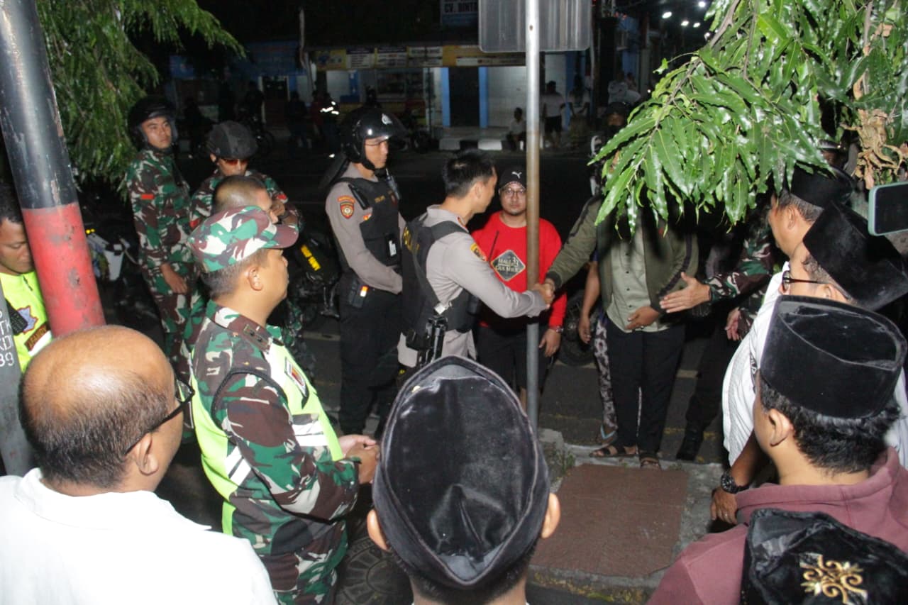 Polres Kediri Kota dan Kodim 0809 Gelar Patroli Gabungan Pastikan Kondusifitas Pascaaksi Demo