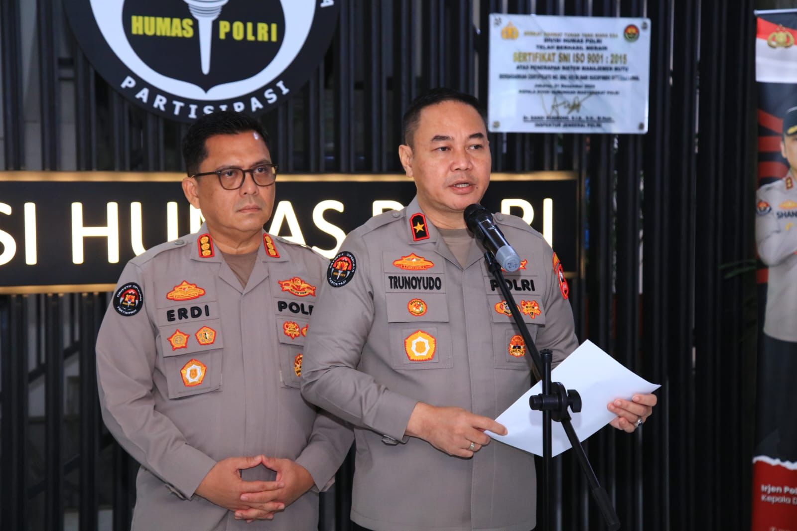 Mutasi Jabatan Strategis Polri : Ka BIK, Komandan Korps Brimob dan Kapolda serta 60 Personel di Mutasi