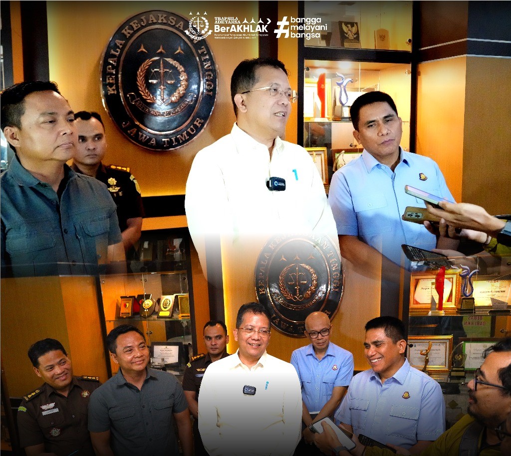 Siaran Pers Kajati Jatim: Minimalkan Konflik Sosial, Kejati Jatim Beri Pendampingan Hukum Pembangunan Yonif 886