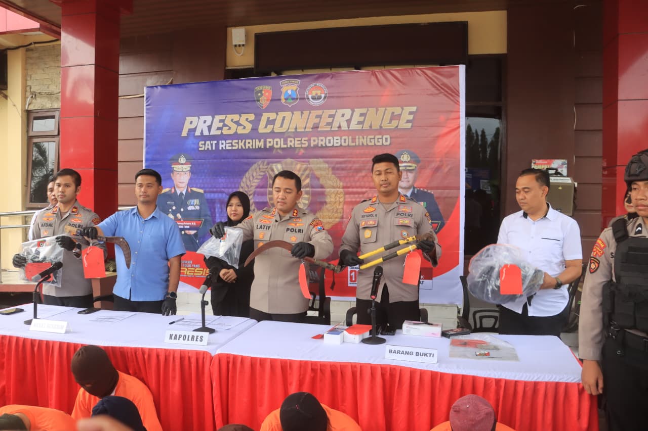 Polres Probolinggo Amankan Pria Gay Asal Madura yang Gelapkan 10 Motor