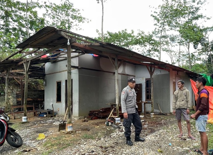 Longsor dan Angin Kencang di Dongko, Polisi Imbau Warga Tingkatkan Kewaspadaan