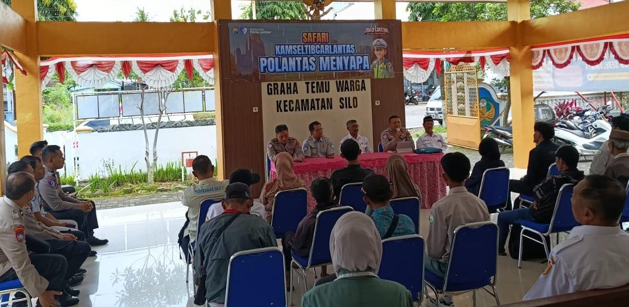 Polantas Menyapa : Polres Jember Gelar Safari Kamseltibcar Lantas Sosialisasikan Jalur Blackspot