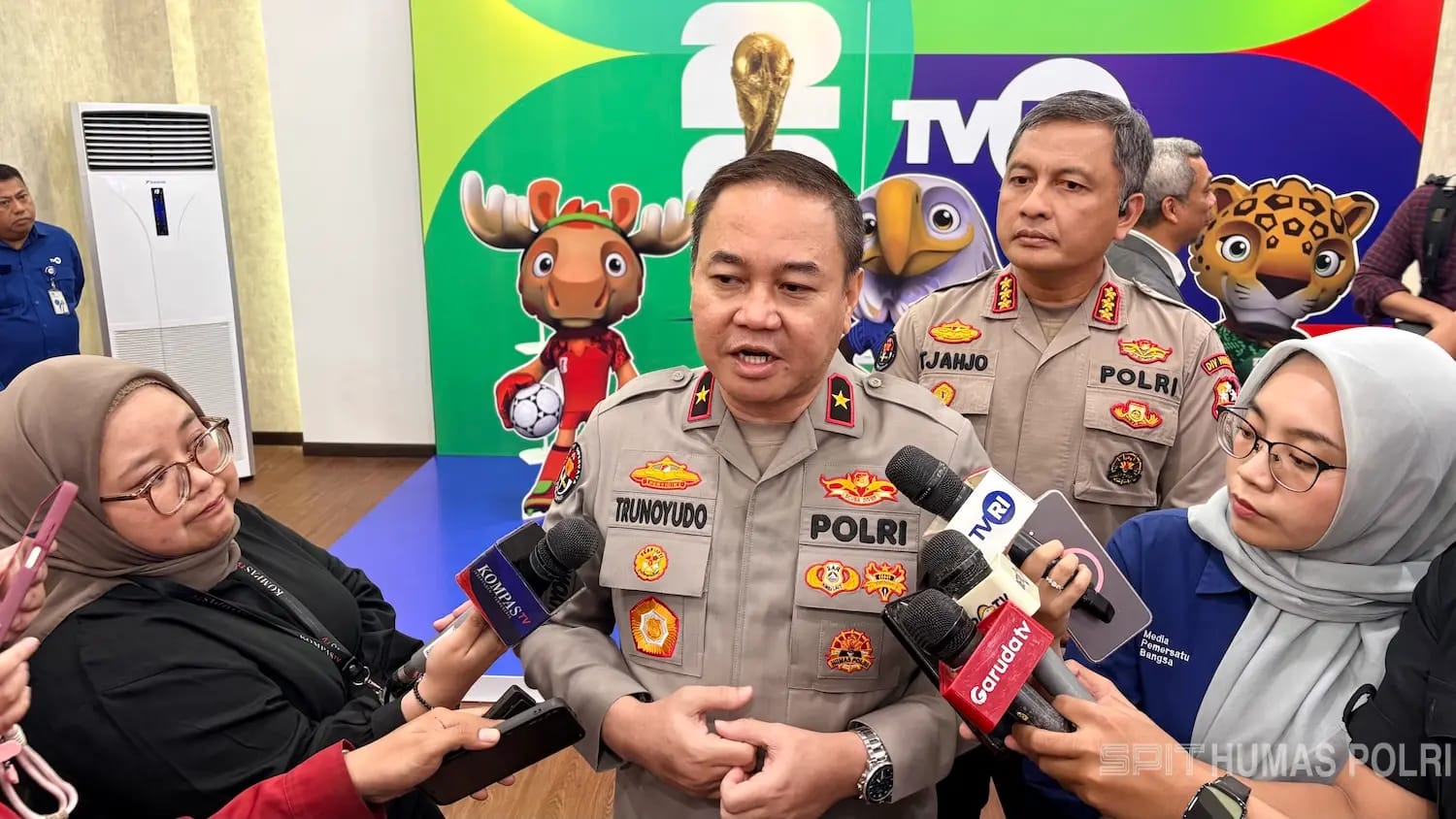 Polri Ingatkan Masyarakat Waspadai Penipuan dan Judi Bola Jelang Piala Dunia 2026