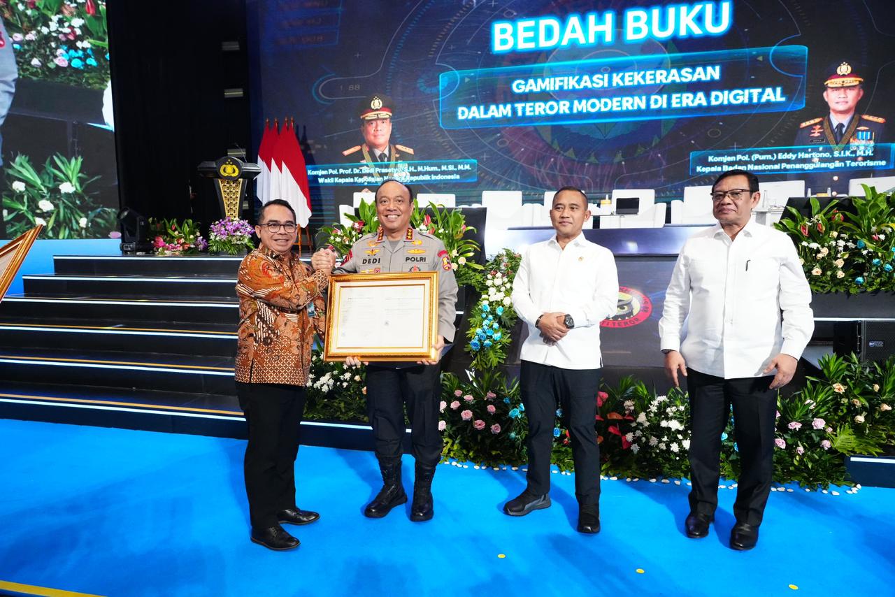 Wakapolri Bedah Buku “Gamifikasi Kekerasan dalam Teror Modern di Era Digital”, Tawarkan Cara Pandang Baru Membaca Ancaman di Era Digital