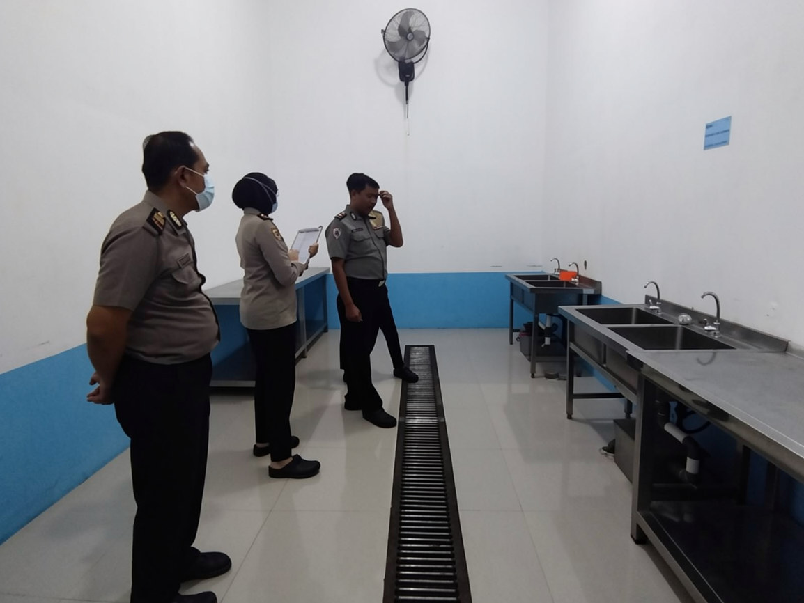Dukung Program MBG, 3 SPPG Polres Ngawi Konsisten Terapkan Food Safety