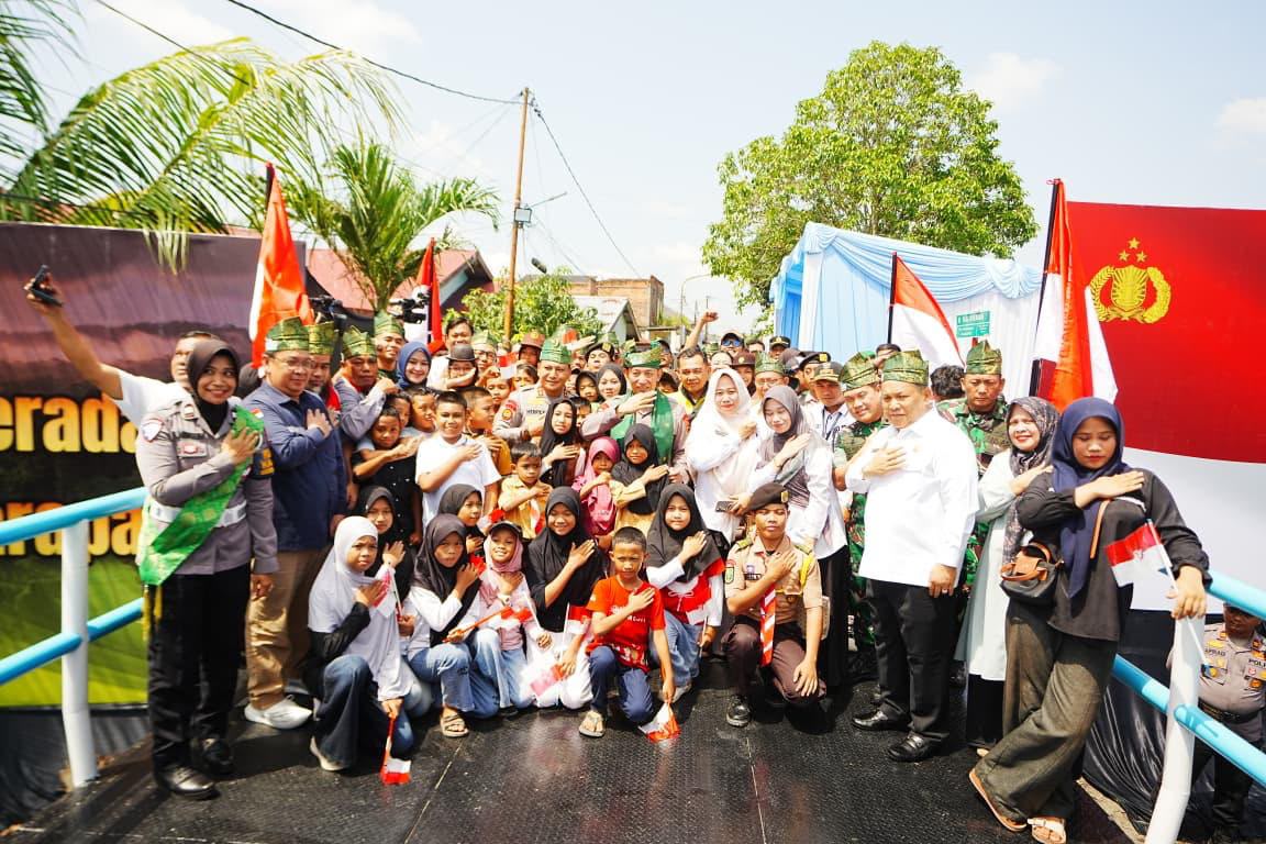 Resmikan 80 Jembatan Merah Putih Presisi di Riau, Kapolri: Permudah Anak Sekolah-Masyarakat