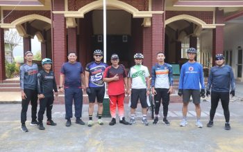 Bersepeda Keliling Desa, Kapolres Trenggalek Tebarkan Semangat Peduli Karhutla