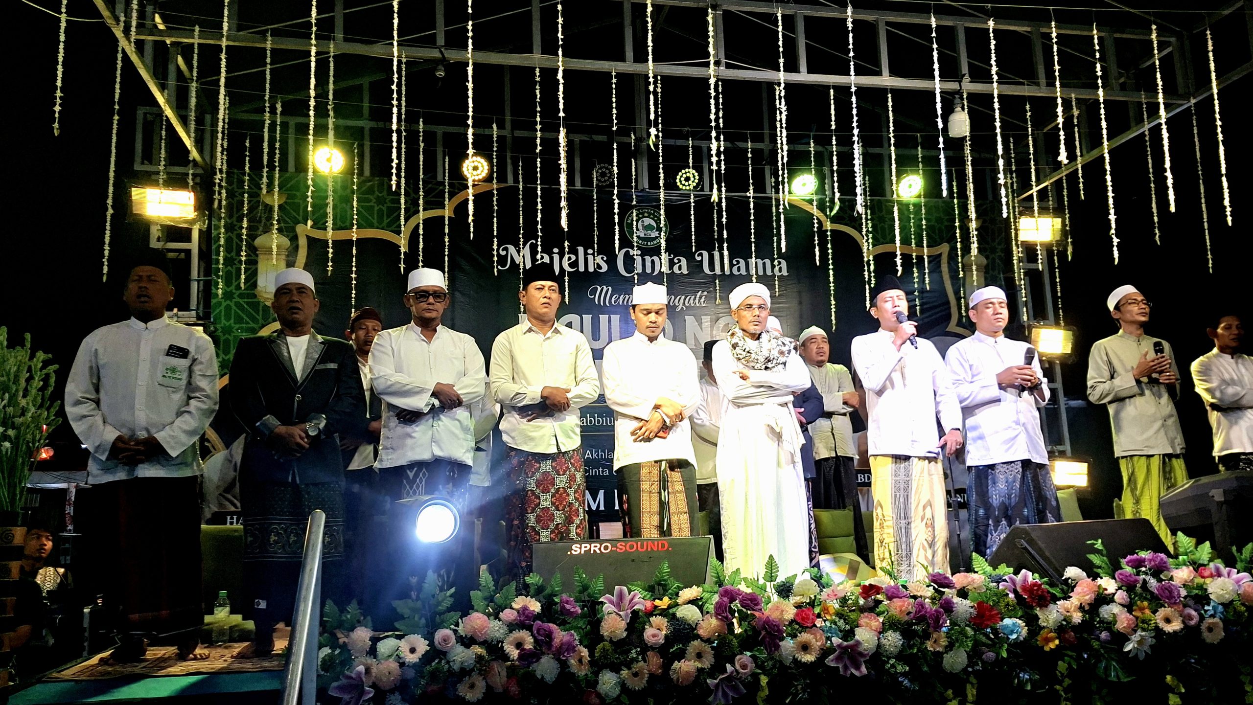 Majelis Cinta Ulama Perum Bukit Bambe Gresik Gelar Maulid Nabi, Pesan Kerukunan Menggema
